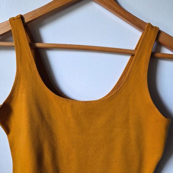 LIKE NEW SHINESTAR SCOOP NECK MUSTARD TANK BODYSUIT SIZE M - Picture 5 of 14
